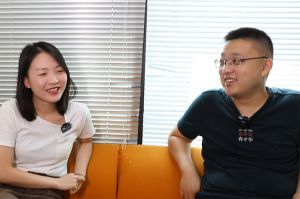 华体会（中国）人力资源教你面试技巧：简历上放什么照片好